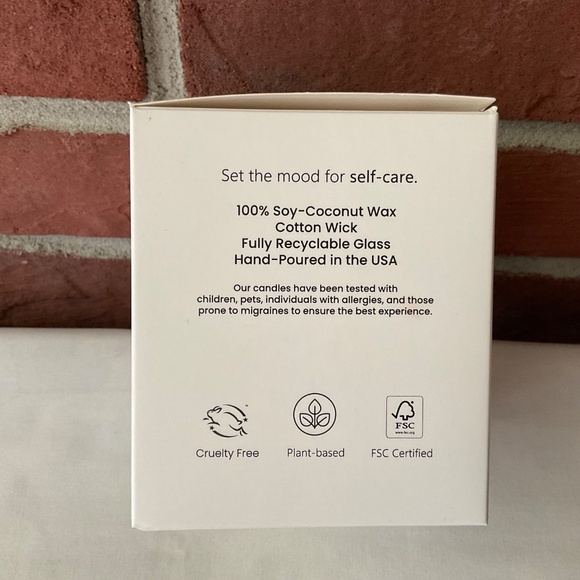 Flowers Atelier Sage Woods 100% Soy-Coconut Wax Candle NEW - Picture 5 of 12